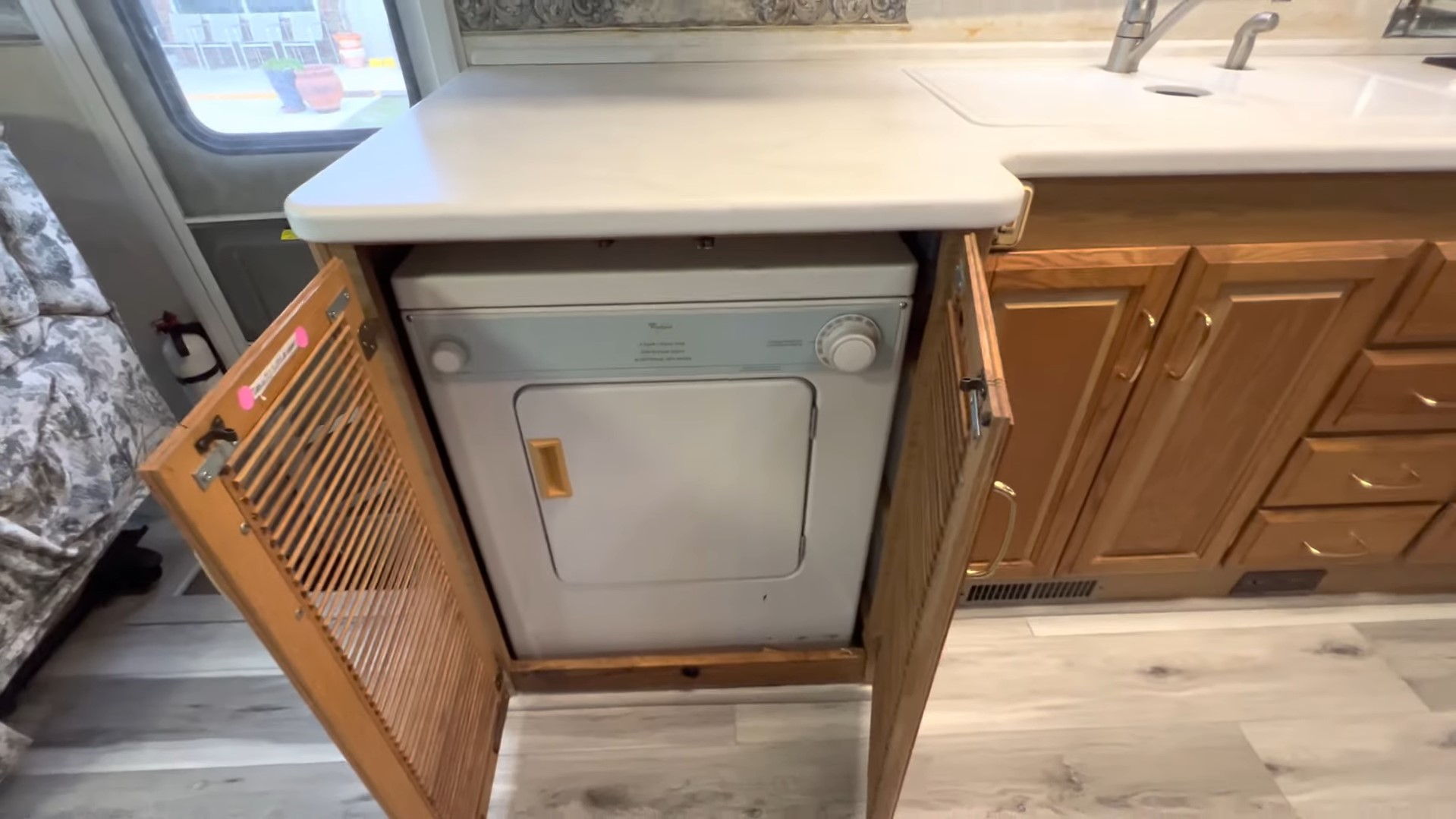 2000 Fleetwood Bounder 39Z — washer and dryer in the galley cabinet